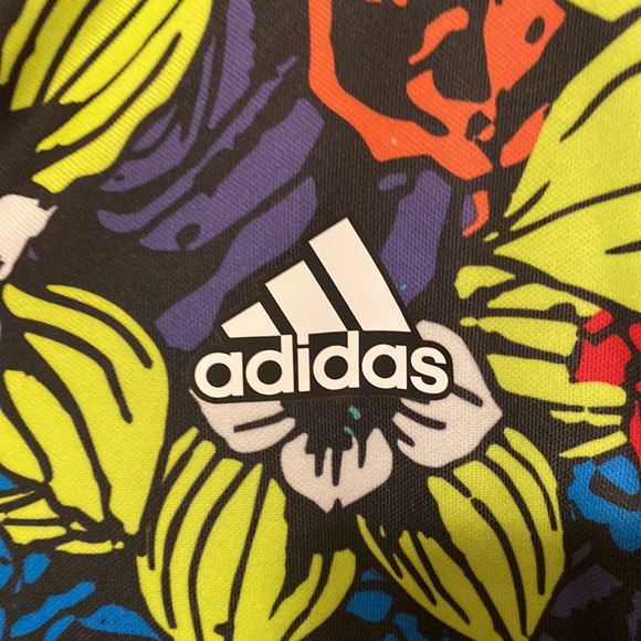 Adidas full zip floral print track jacket😍😍😍😍 - Picture 5 of 10